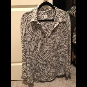 Closet clean out!! Cabi super cute blouse